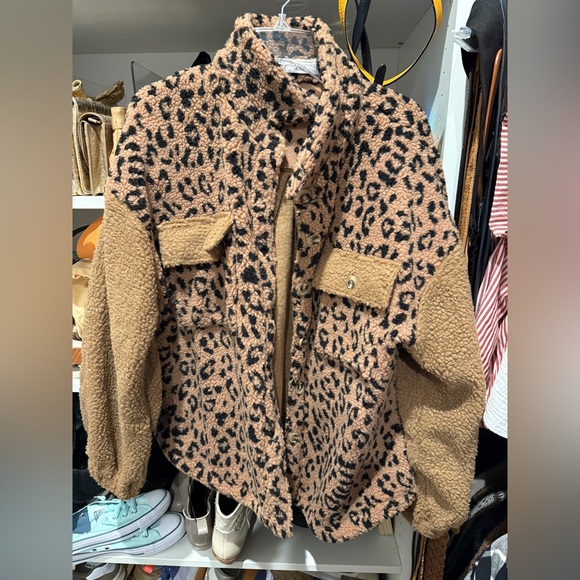 TALULAH Jackets & Blazers - TALULAH Leopard Print Teddy Jacket
